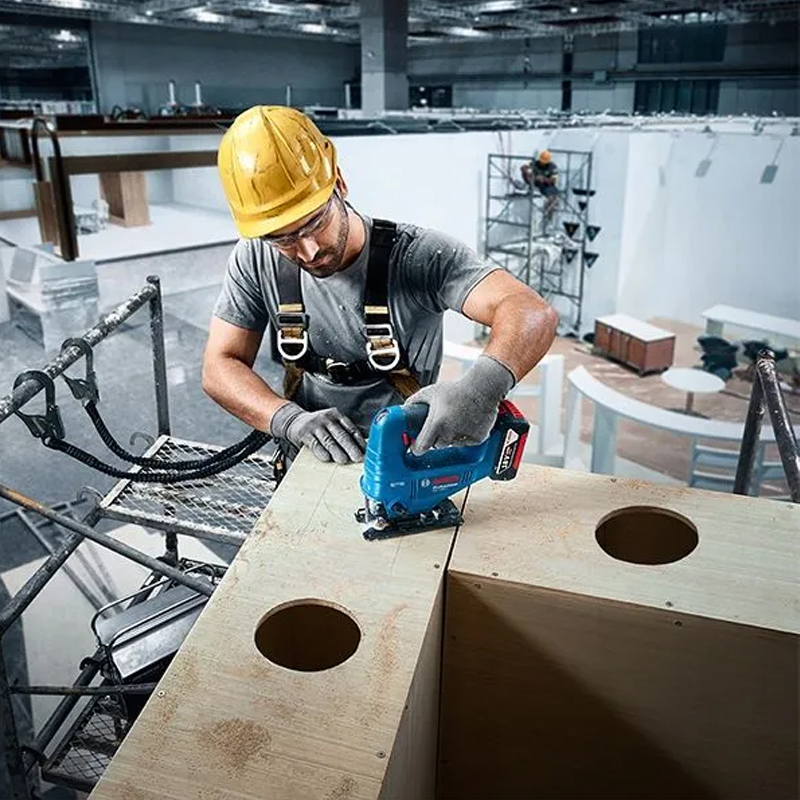 Bosch GST 183-LI Professional  – Woodworking Electric Saw recenzja i cena