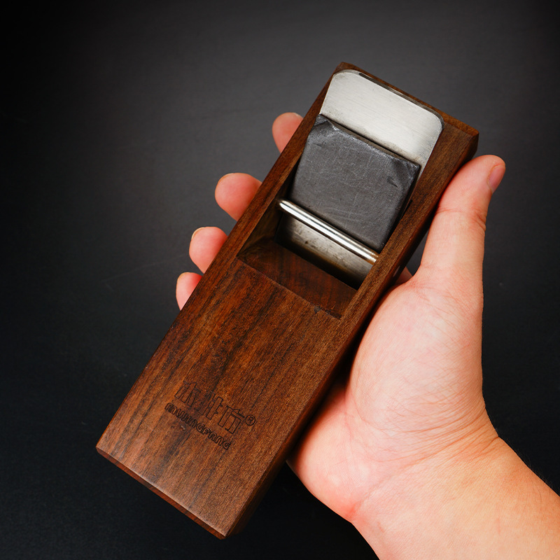 Strug ręczny w stylu japońskim – Woodworking In Japanese recenzja i cena