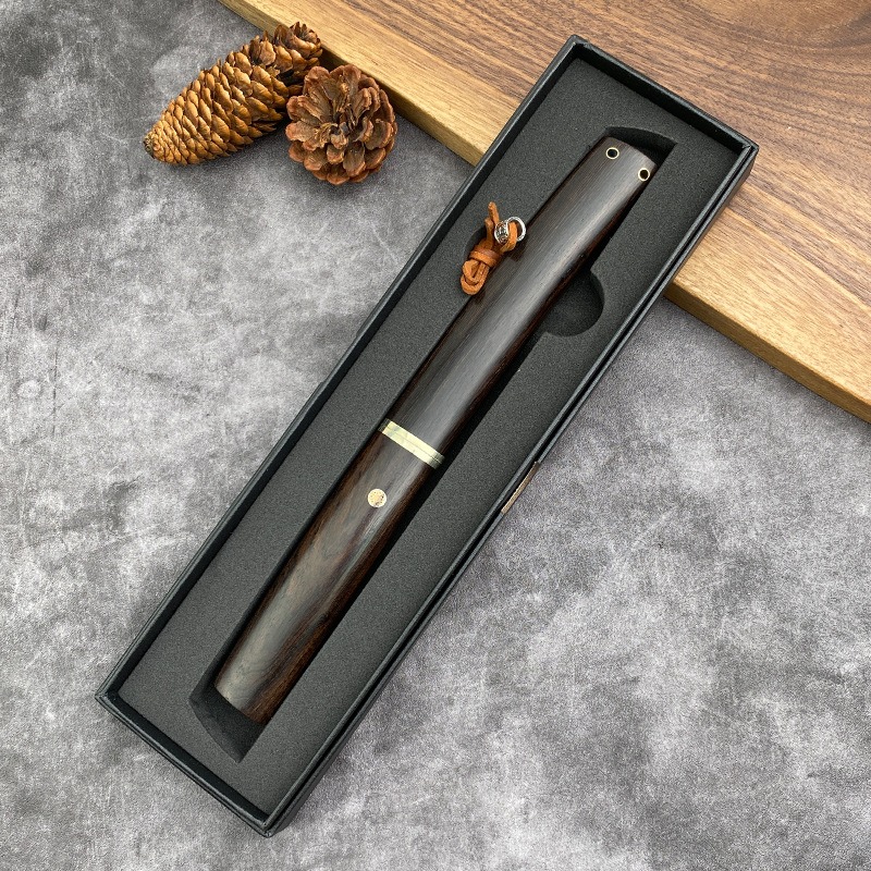 Nóż ze stali VG10 Damascus Tan – Woodworking In Japanese recenzja i cena