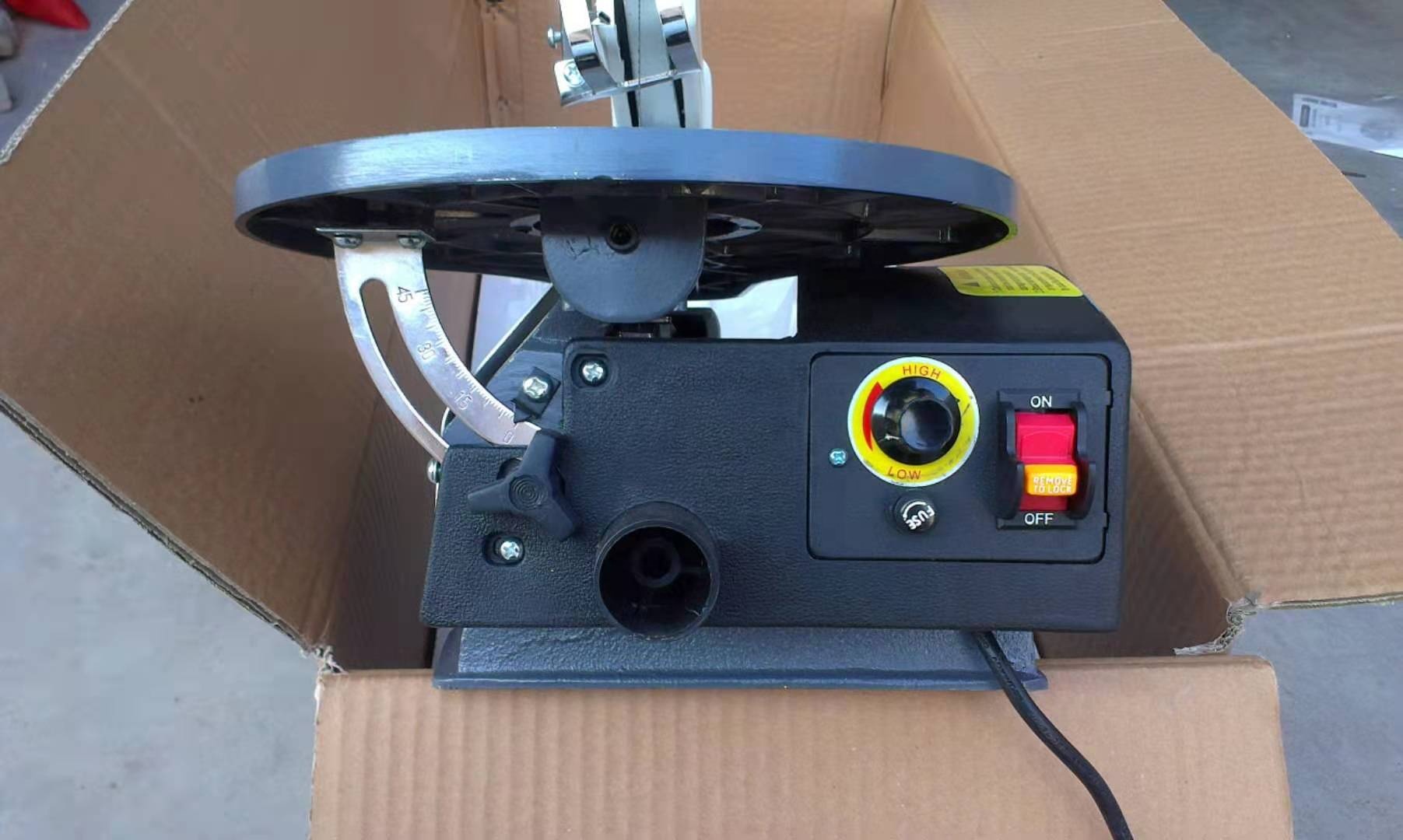 Przemysłowa stół tnący do drew – Woodworking Electric Saw recenzja i cena